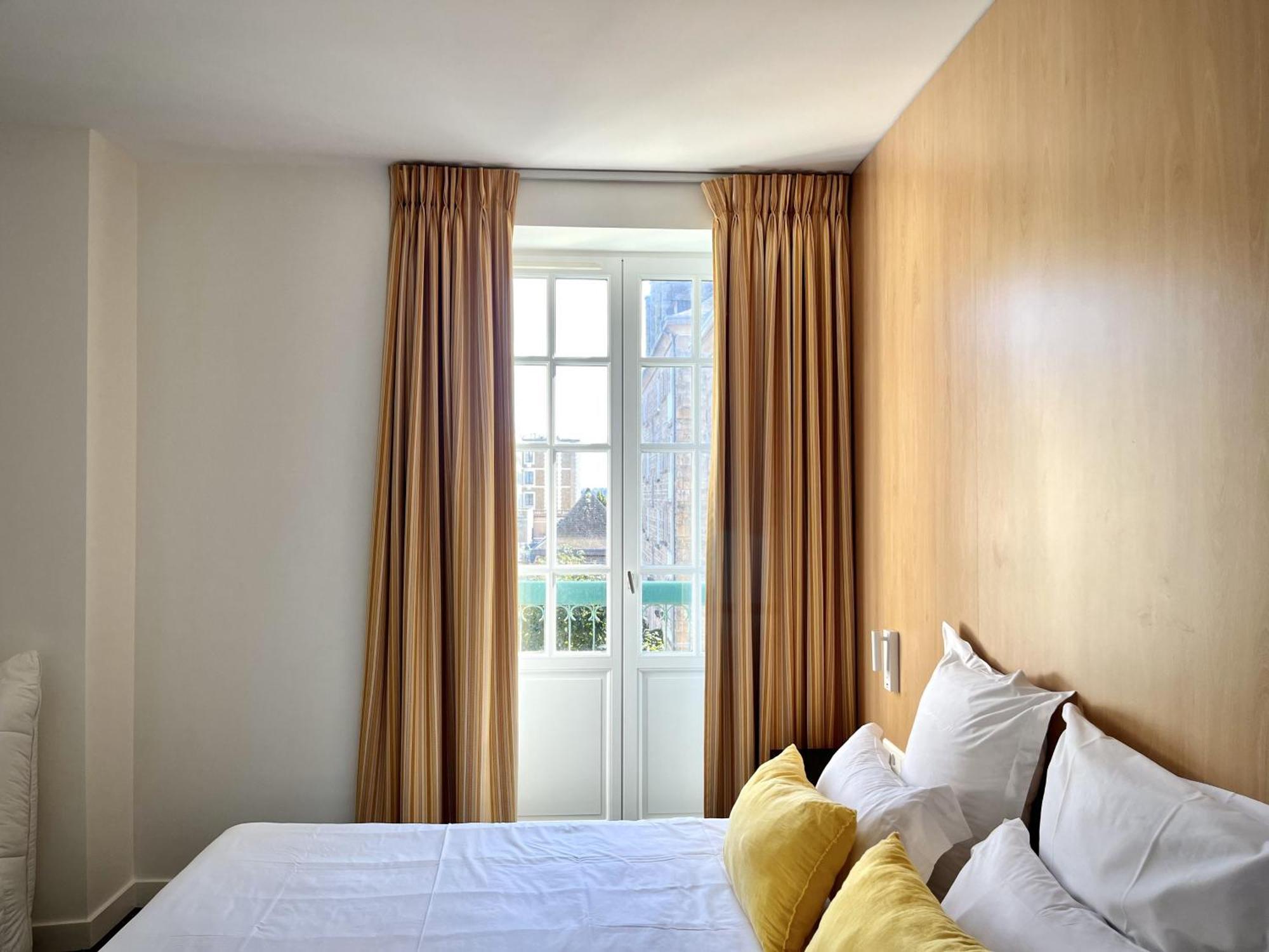 Hotel Balmoral Дінар Екстер'єр фото